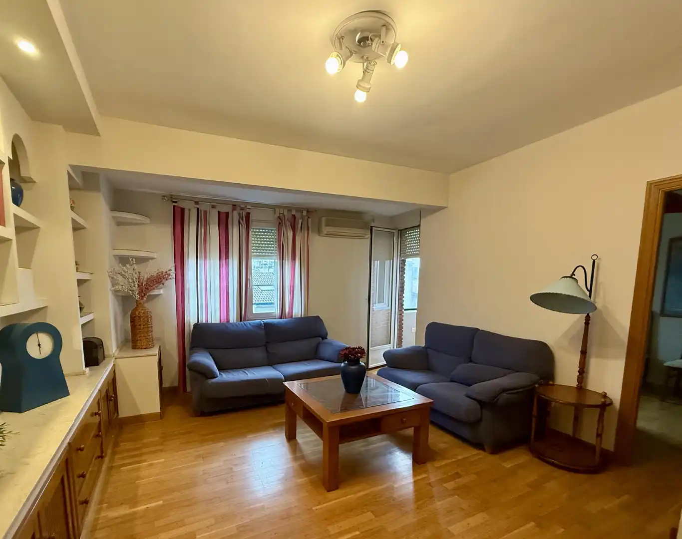 Sala de estar de Piso en venta en Plasencia con Aire acondicionado, Calefacción y Parquet