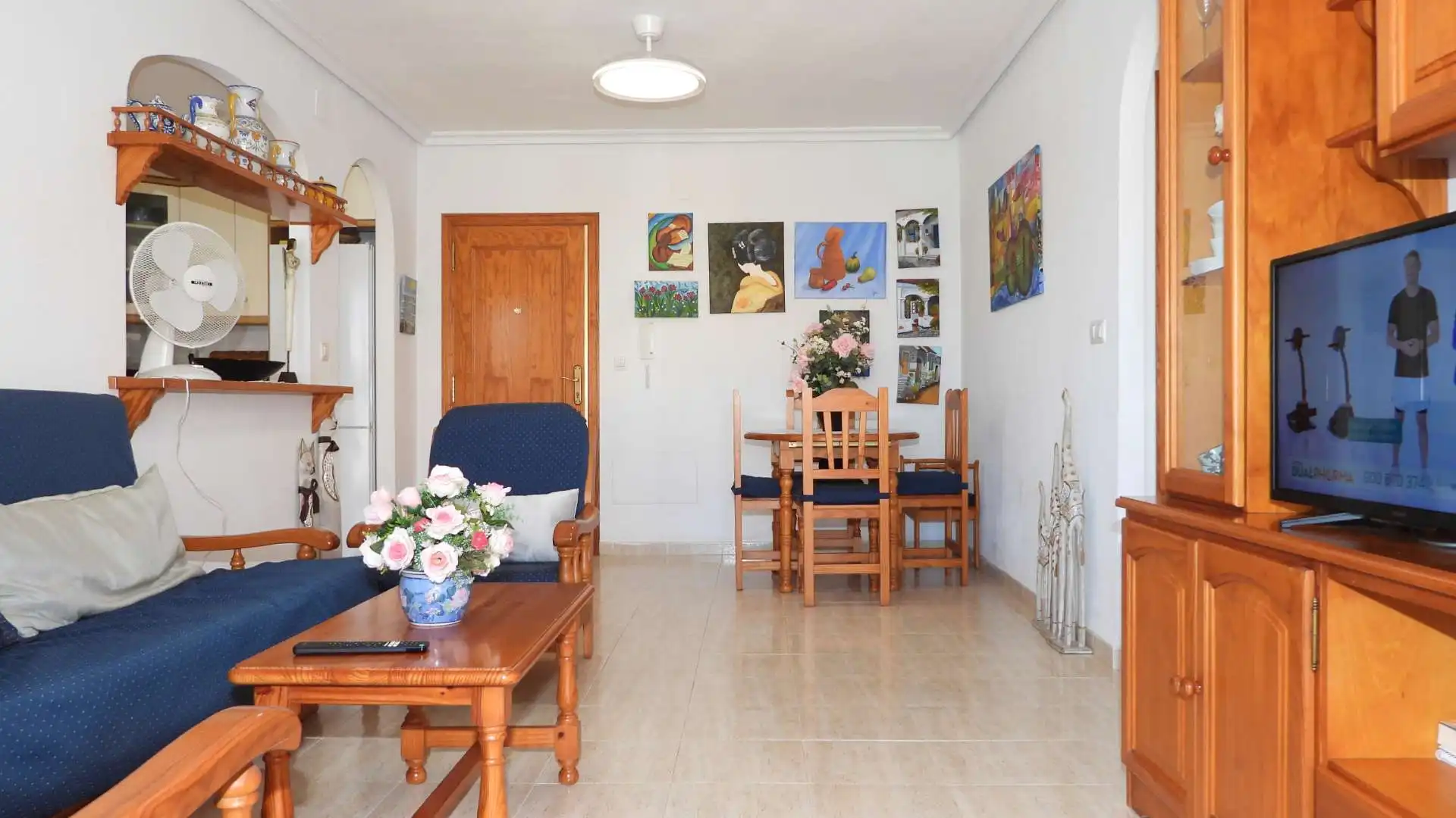 Piso en venta en La Manga del Mar Menor con Calefacción, Terraza y Amueblado