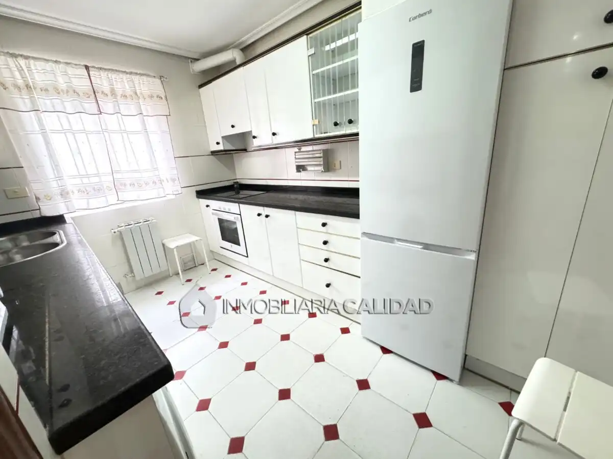 Küche von Wohnung zur Miete in Burgos mit Heizung und Möbliert