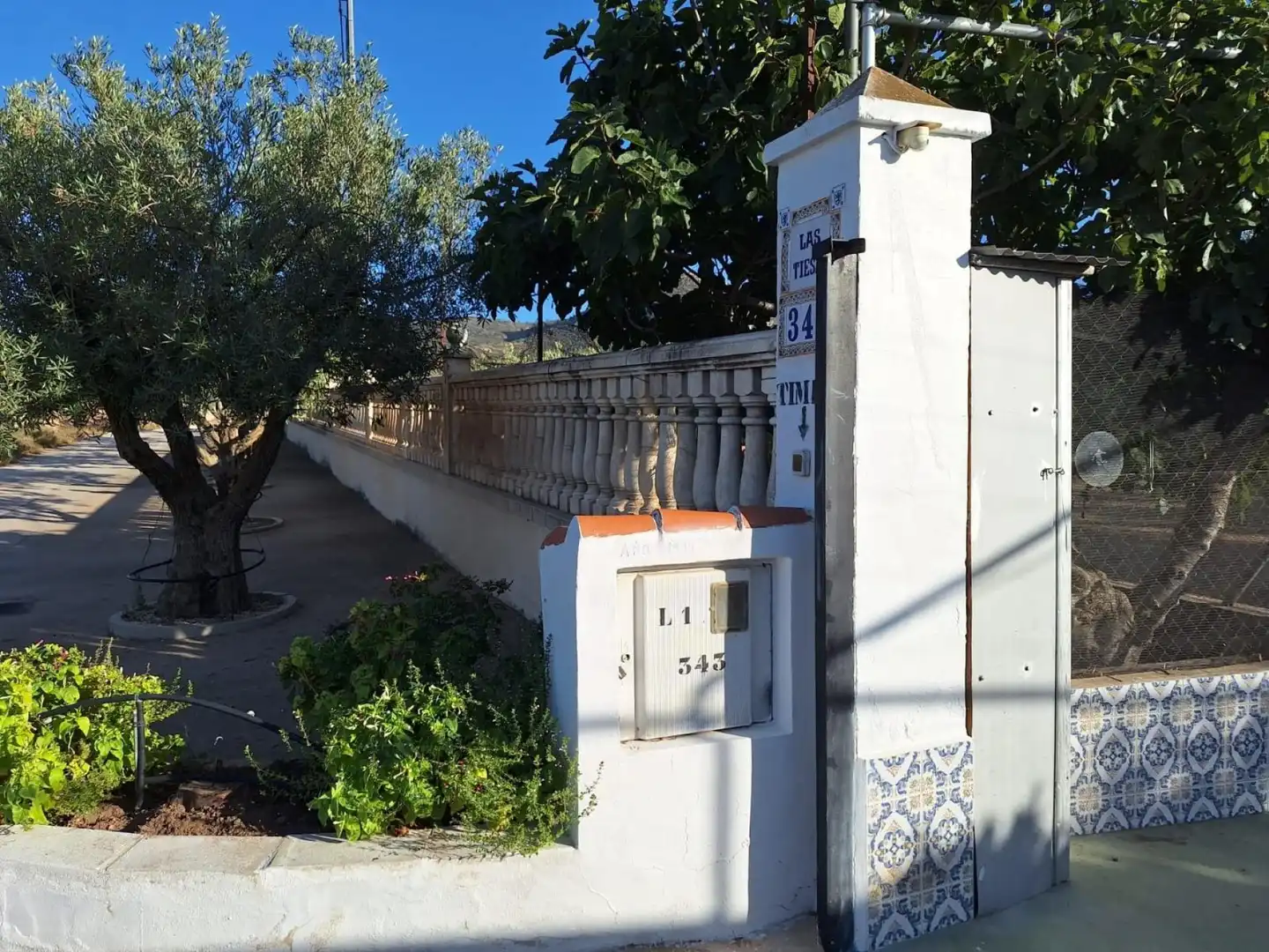 Vista exterior de Finca rústica en venta en Villena con Terraza y Piscina