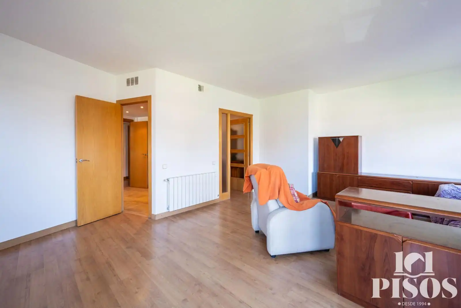 Sala de estar de Piso de alquiler en Sant Cugat del Vallès con Calefacción, Parquet y Terraza