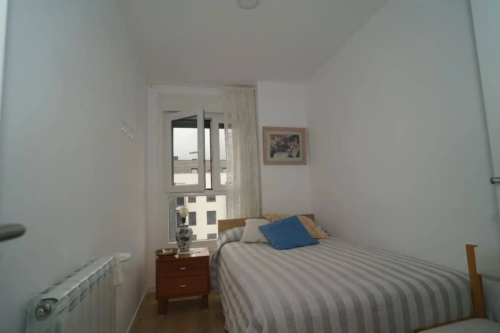 Schlafzimmer von Wohnung zur Miete in Santa Cruz de Bezana mit Parkett