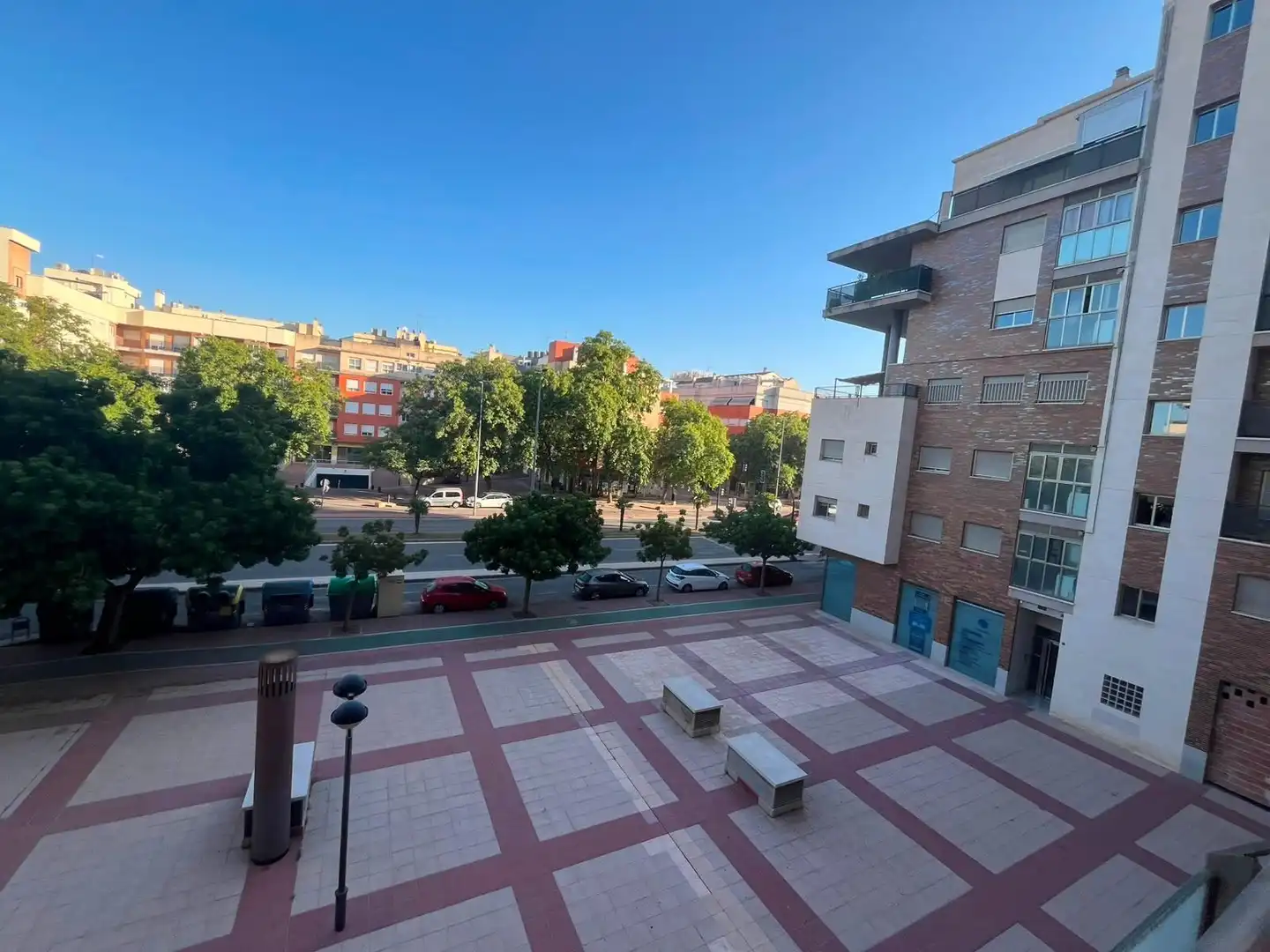 Pis amb terrassa de lloguer a Calle Embajador Inocencio Arias Peatonal