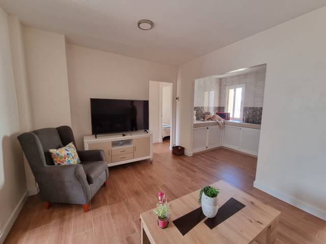 Piso en Alquiler en Calle de la Petenera, 1 en Aguadulce - Almadraba - Punta Candor