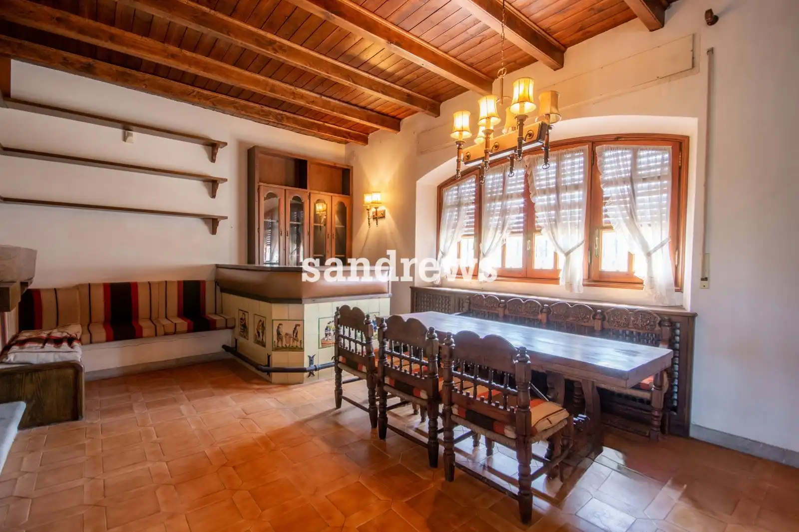 Einfamilien-Reihenhaus zum Verkauf in Ordis mit Heizung, Privatgarten und Terrasse