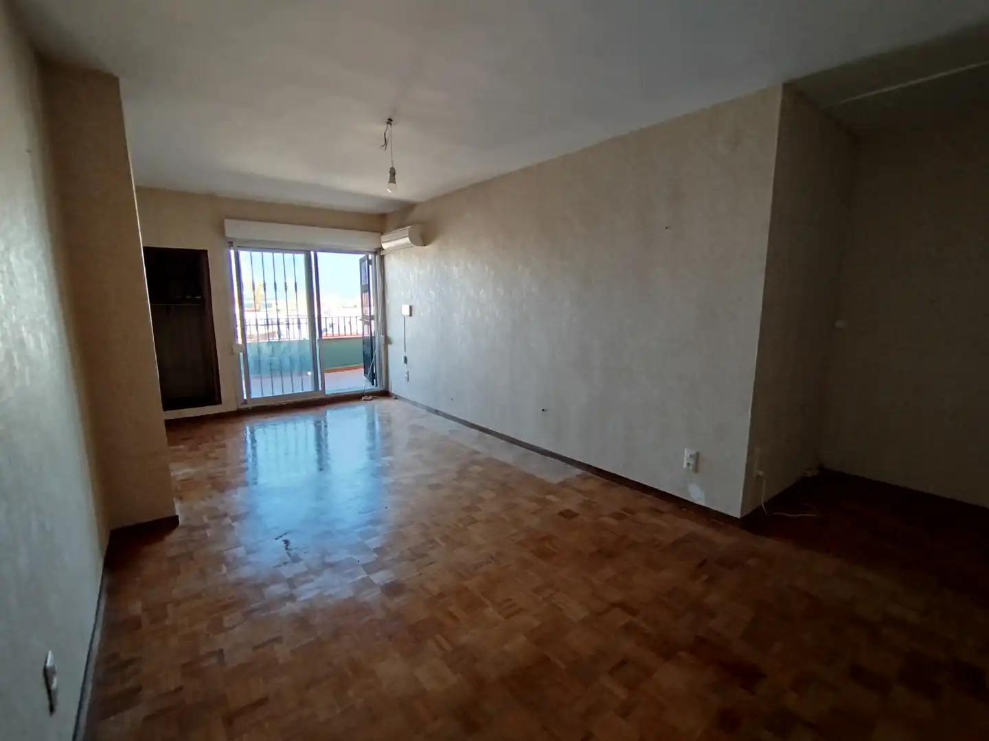 Bedroom of Flat for sale in Cádiz  with Air Conditioner, Terrace and Storage room