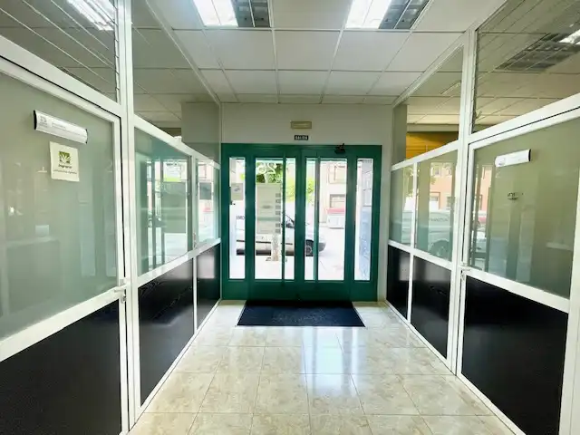 Local comercial en venda a Avenida el Ferrocarril 25, imagen 5