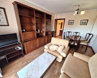 Living room of Flat for sale in  Madrid Capital  with Heating and Terrace