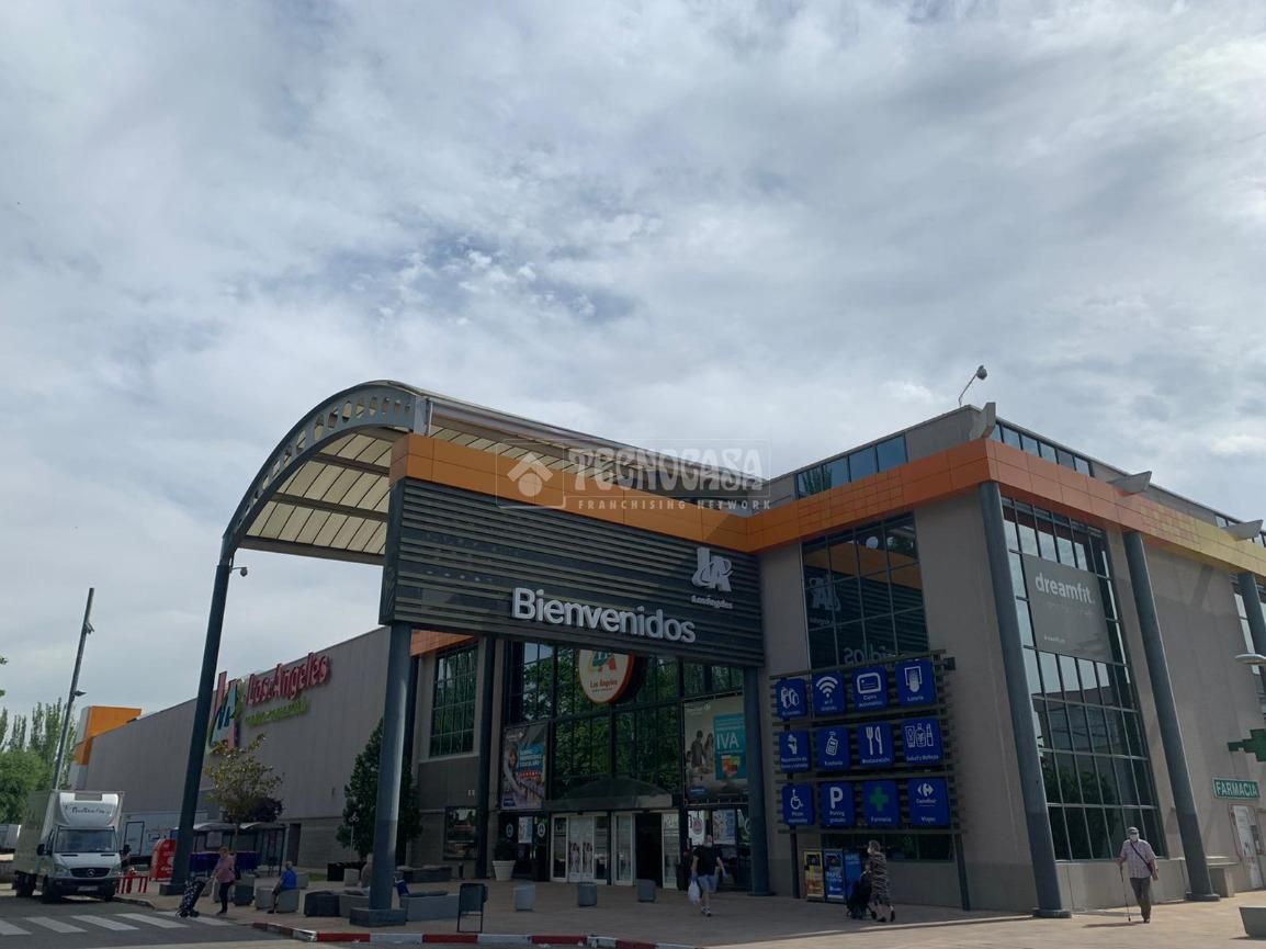 Pis en venda a Los Ángeles, Villaverde