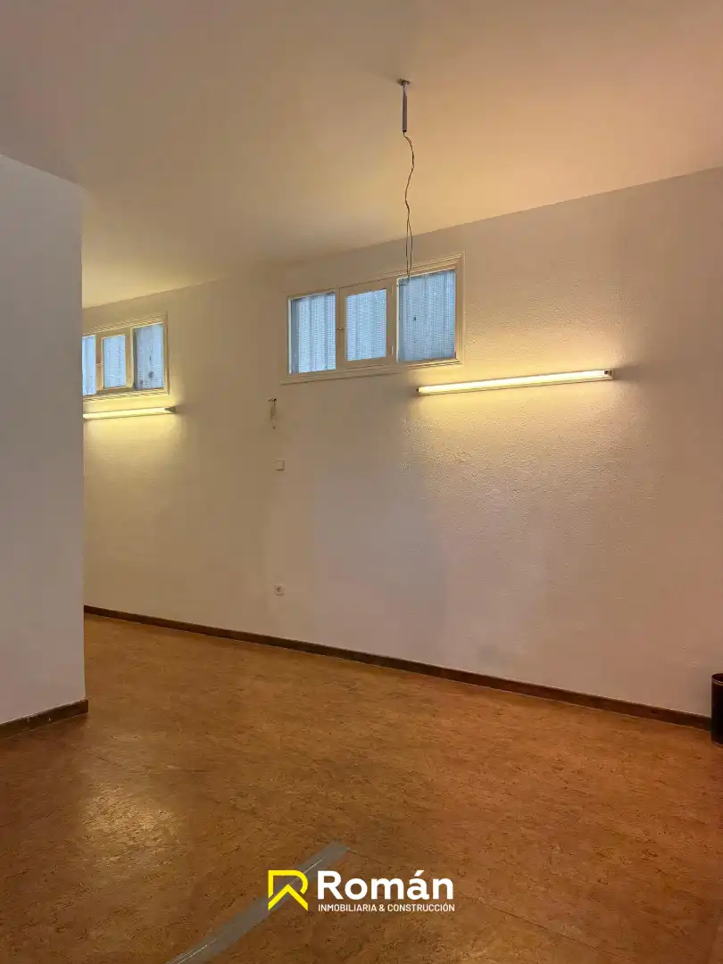 Local comercial en venta en Plaza Rio Arga 7, imagen 11