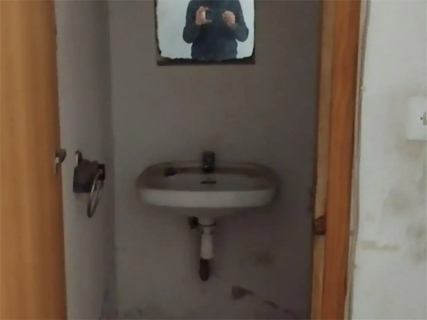 Baño de Local en venta en Casas-Ibáñez