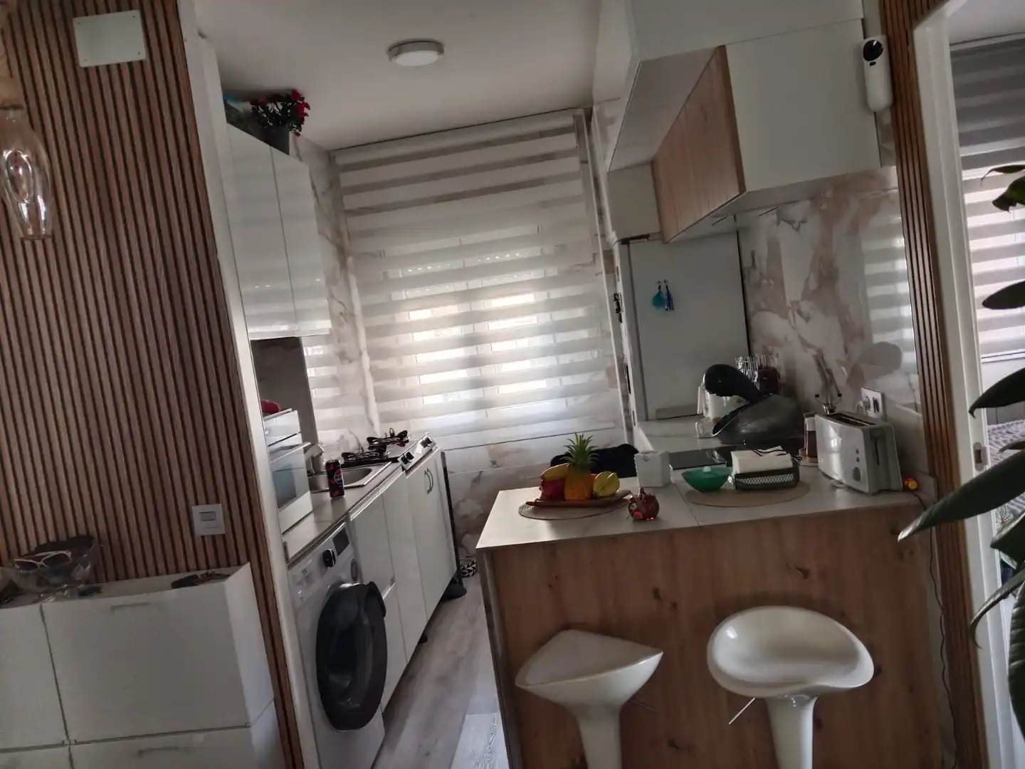 Cuina de Pis en venda en Oviedo  amb Calefacció i Moblat