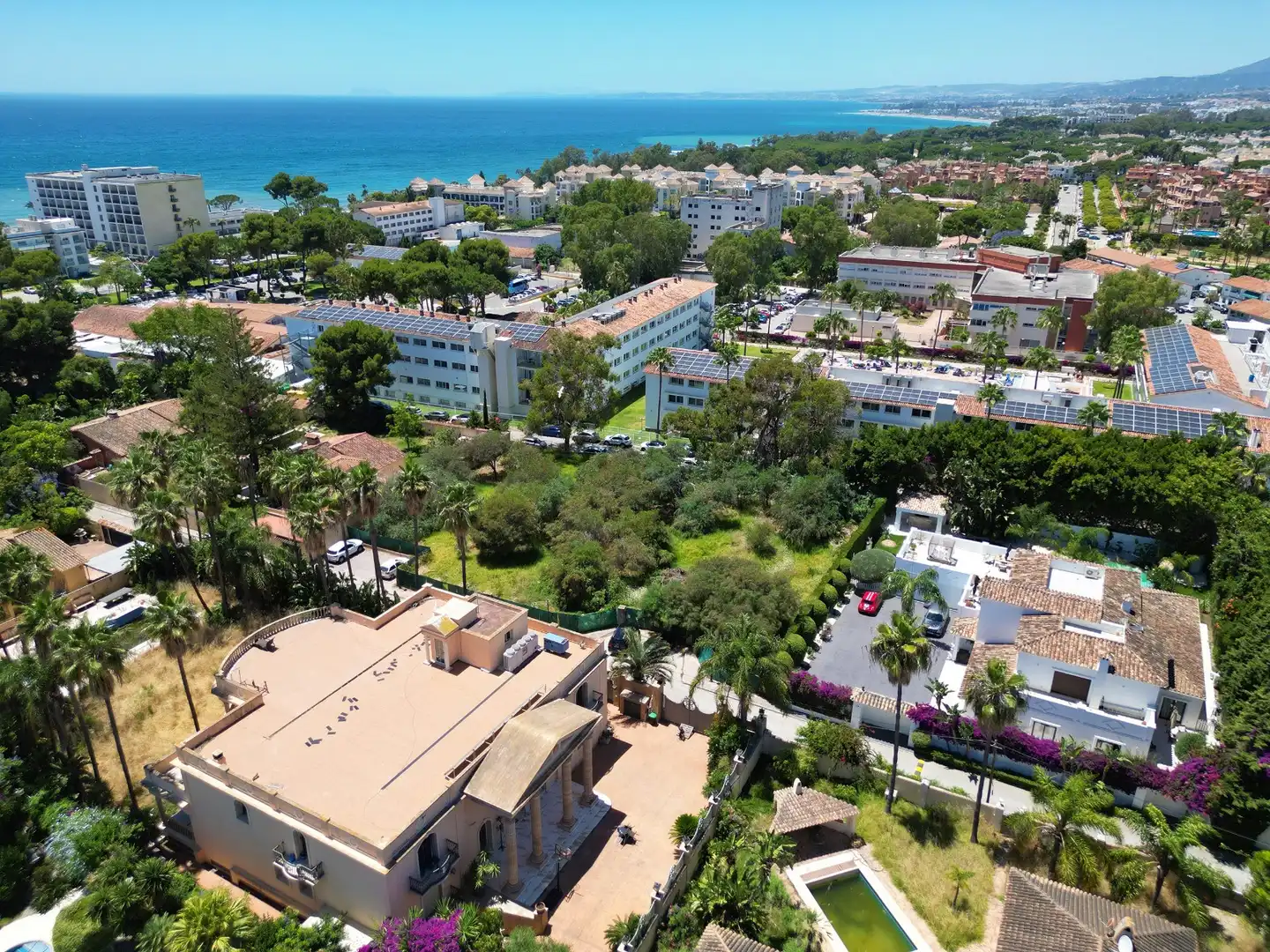 Vista exterior de Residencial en venda en Estepona