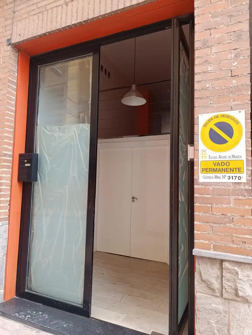 Geschaftsraum zur Miete in Murcia