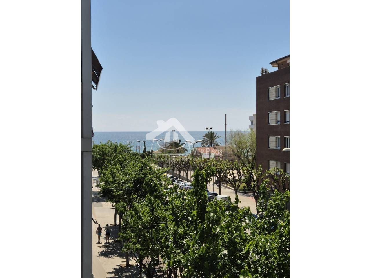 Vista exterior de Pis en venda en Badalona amb Aire condicionat, Calefacció i Parquet