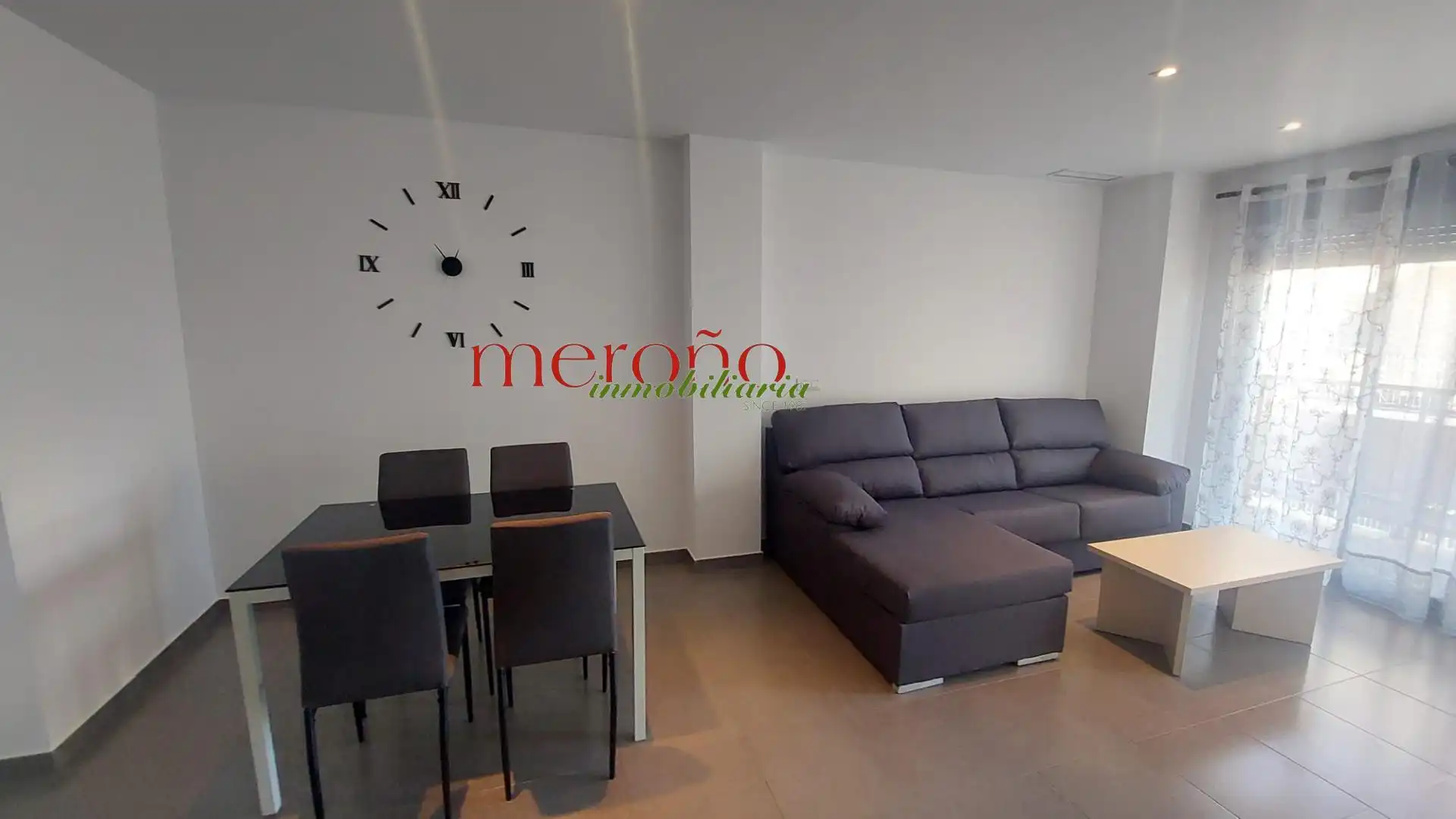 Sala de estar de Piso de alquiler en Elche / Elx con Terraza y Piscina comunitaria