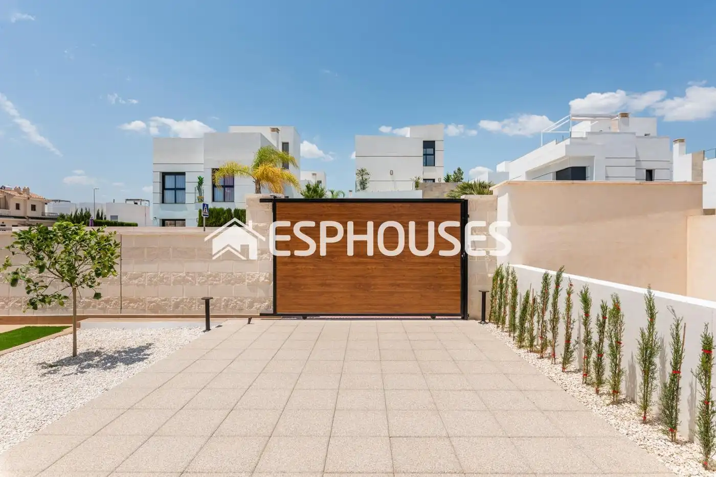 Vista exterior de Casa o chalet en venta en Rojales con Terraza, Piscina y Balcón