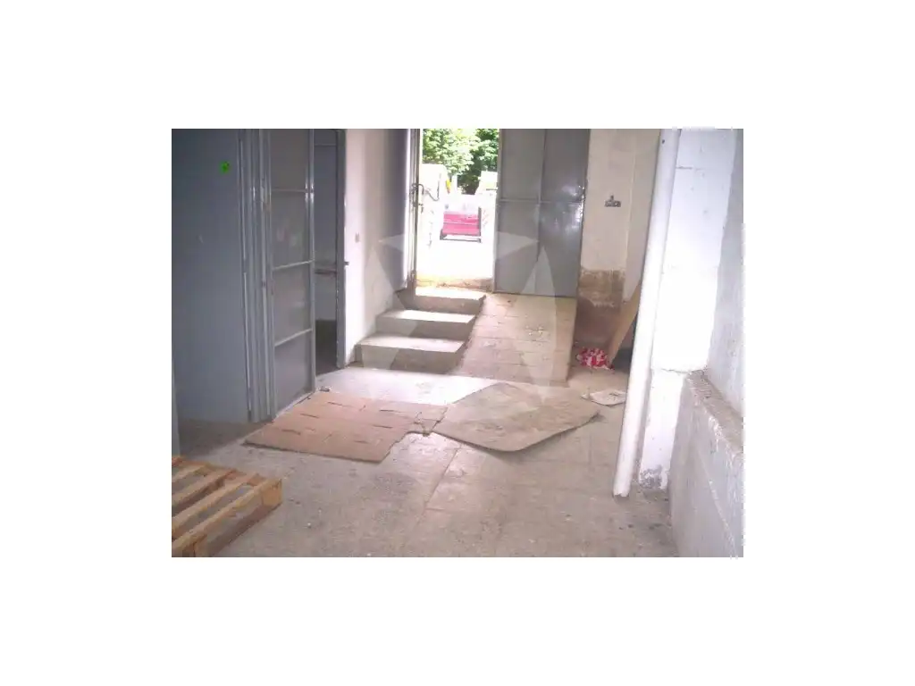 Locale commerciale in vendita a C. Antonio Reyes Huertas, 2, imagen 2