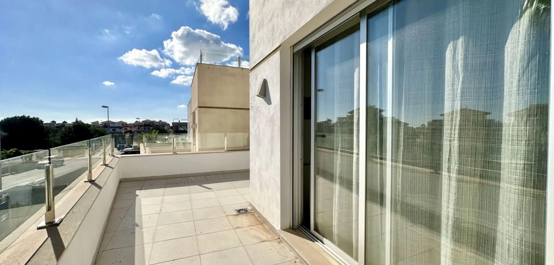 Terrassa de Casa o xalet en venda en Orihuela amb Aire condicionat, Jardí privat i Terrassa