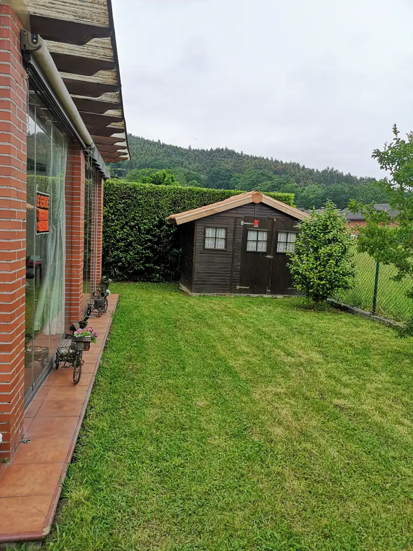 Jardí de Casa o xalet en venda en Guriezo amb Calefacció, Jardí privat i Terrassa