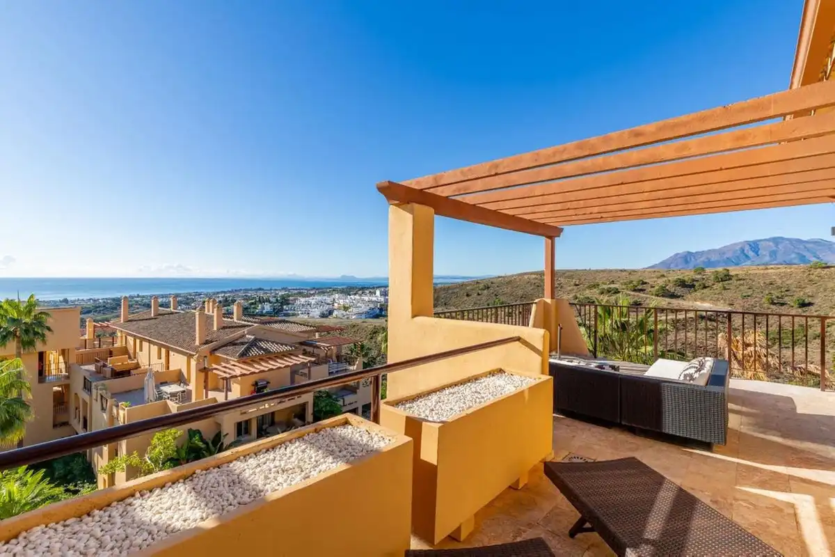 Apartment zum Verkauf in Benahavís pueblo