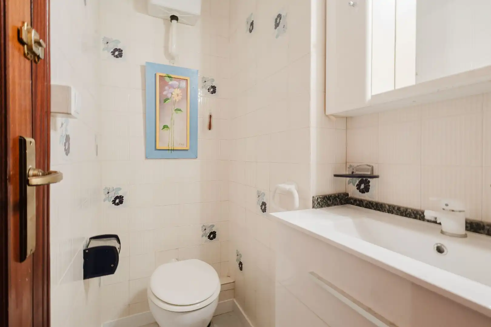 Baño de Apartamento en venta en Torrevieja con Aire acondicionado, Terraza y Piscina comunitaria