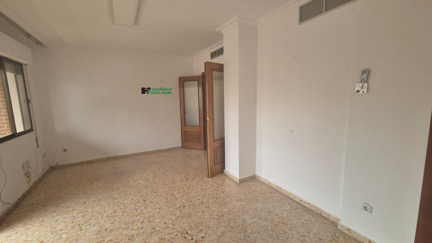 Flat for sale in Badajoz Capital  with Air Conditioner, Heating and Terrace