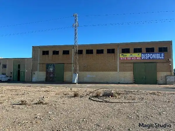 Vista exterior de Nau industrial en venda en Pinseque