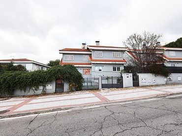 Casa con piscina in vendita a Centro