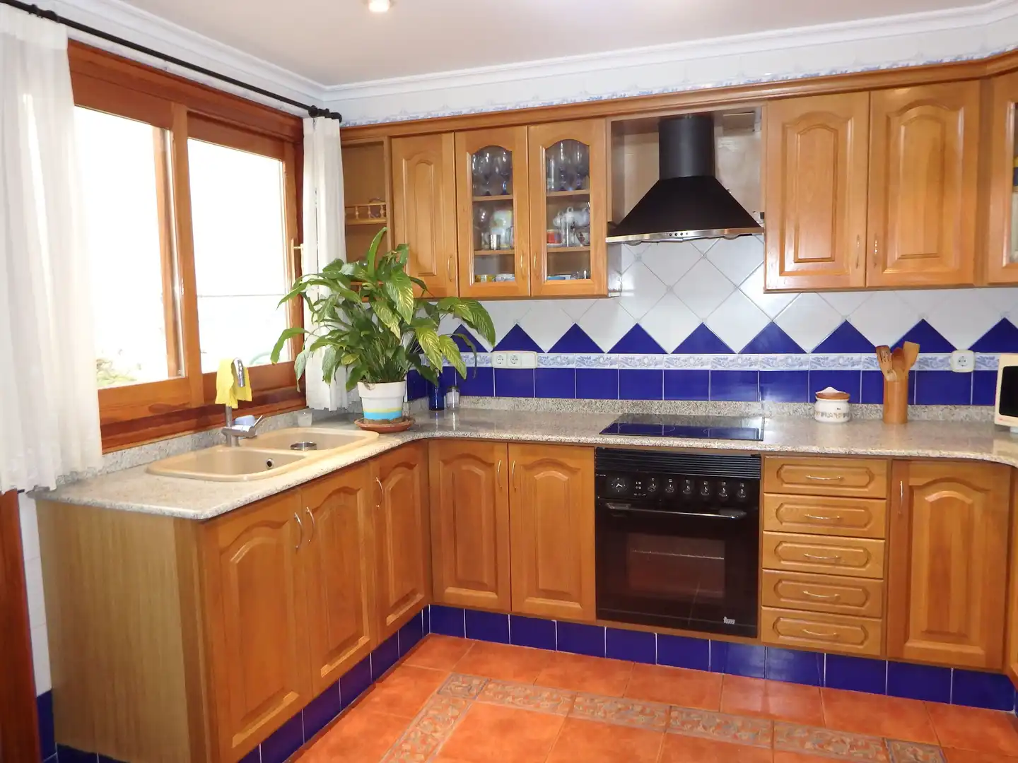Kitchen of Houses for rent in Buñol  with Air Conditioner, Heating and Terrace