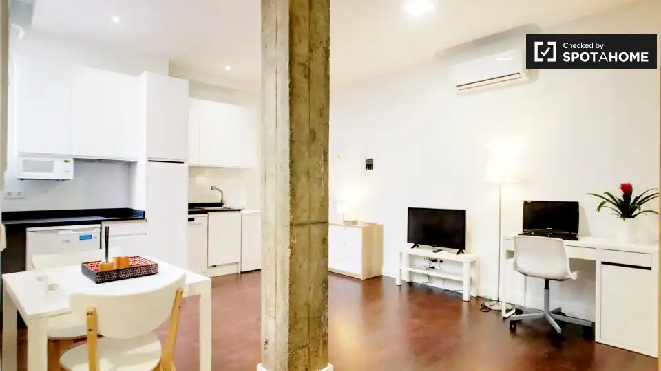 Fotografía del inmueble reportado: 950 €/mes — Madrid, Madrid