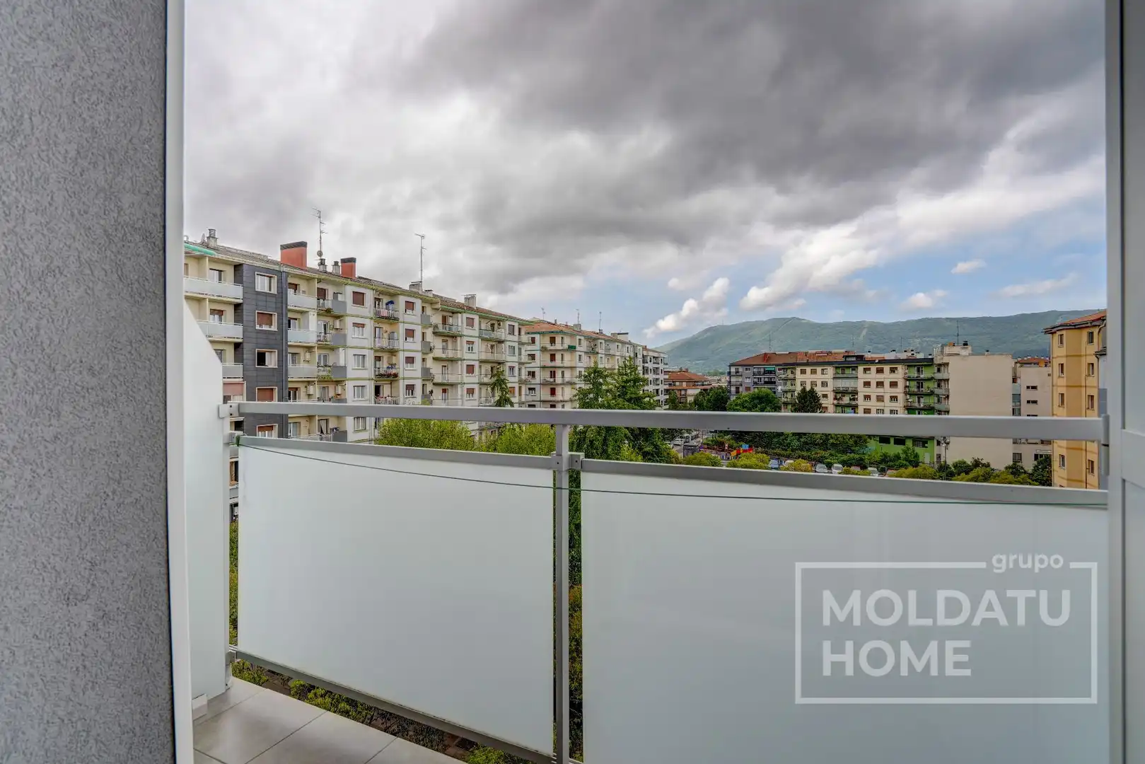 Terraza de Piso en venta en Irun  con Calefacción y Trastero