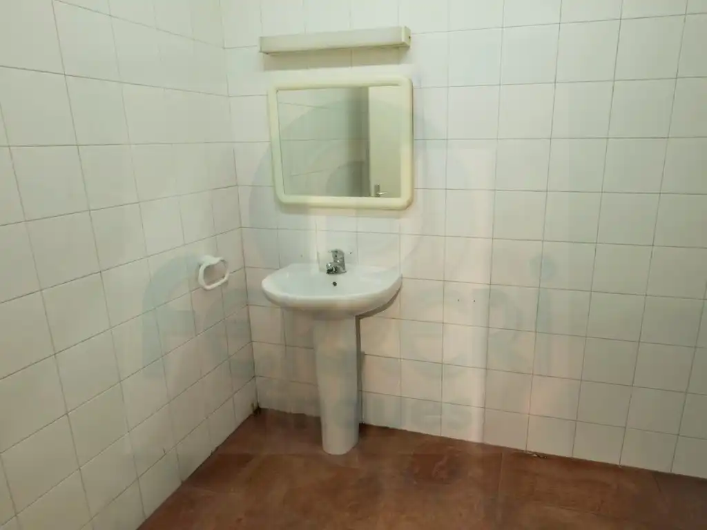 Bathroom of Industrial buildings for sale in Esparreguera