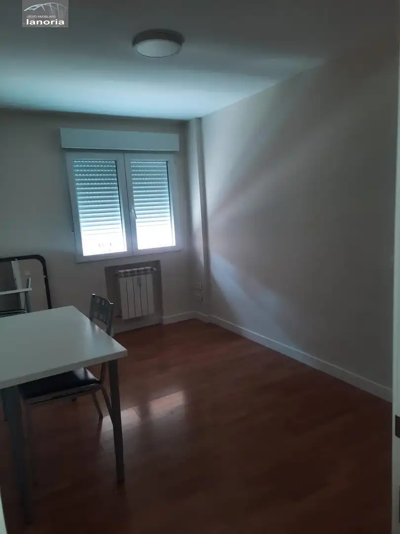 Schlafzimmer von Wohnung zur Miete in Albacete mit Klimaanlage, Heizung und Balkon