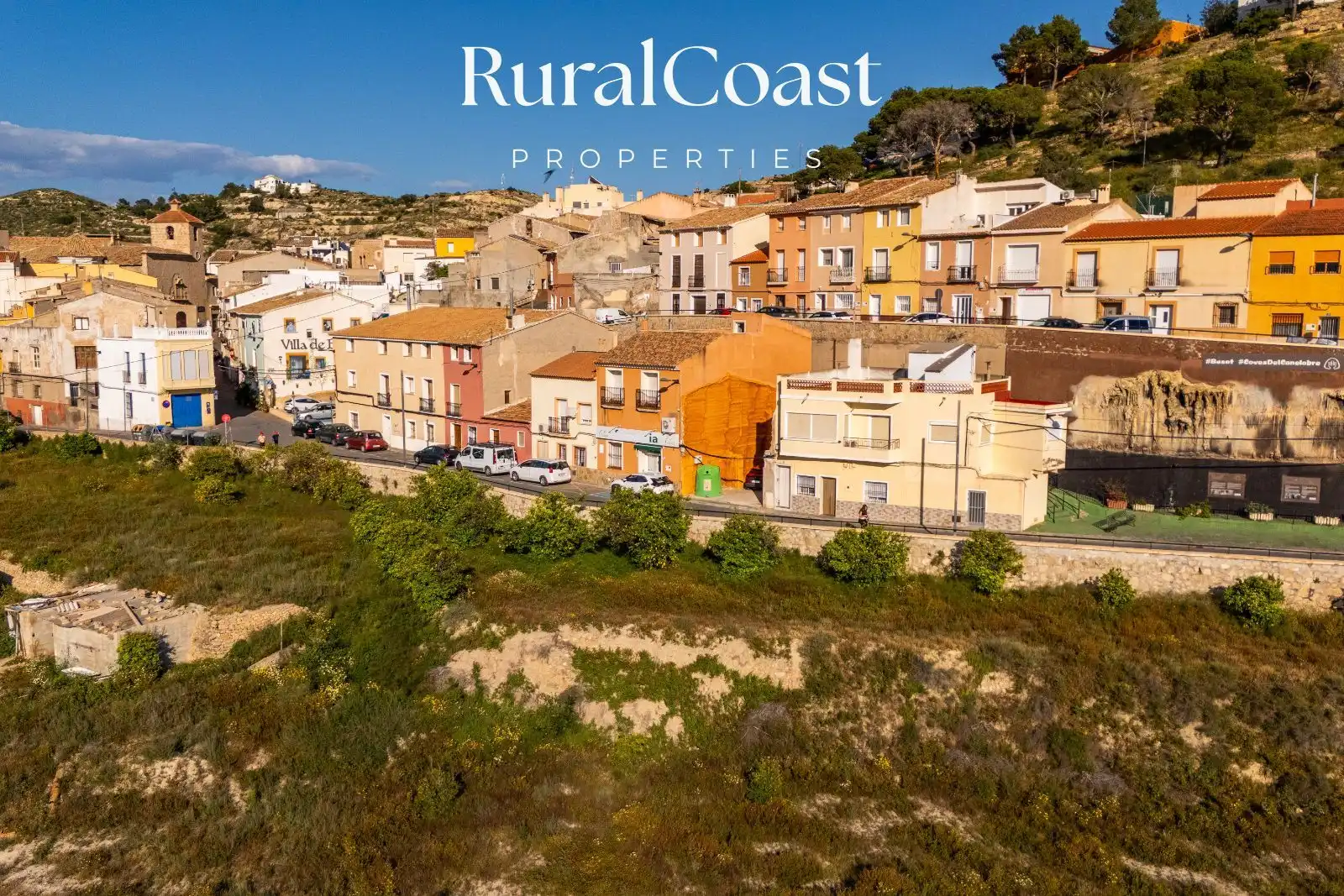 Vista exterior de Casa o xalet en venda en Busot amb Terrassa i Traster
