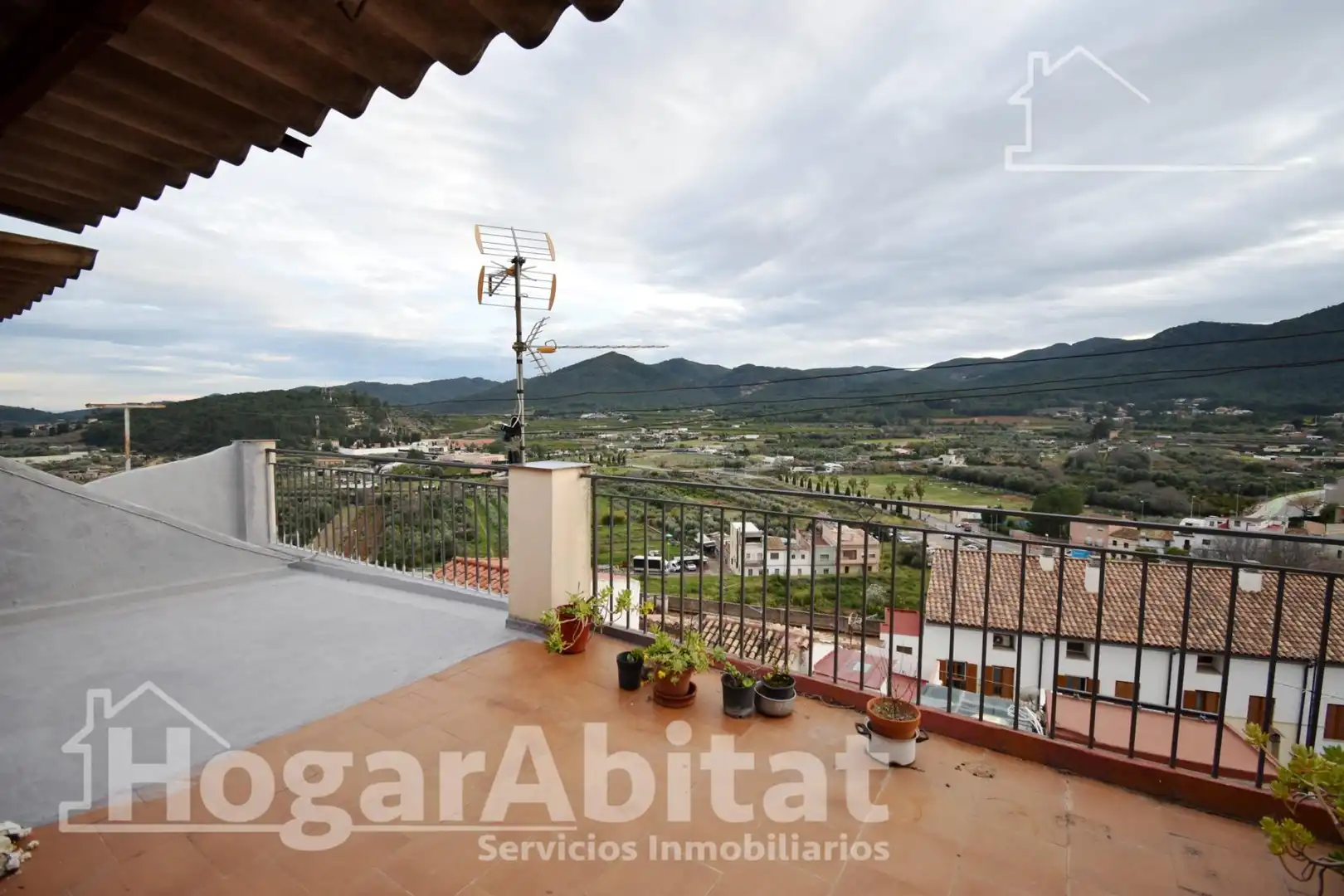 Vista exterior de Casa o xalet en venda en Onda amb Terrassa