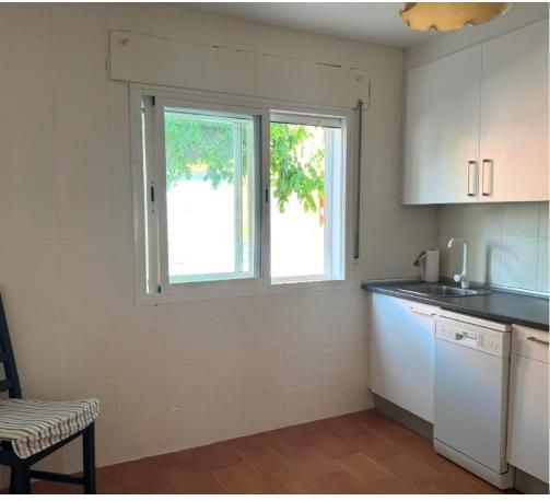 Kitchen of Planta baja for sale in La Almunia de Doña Godina   with Heating, Private garden and Terrace