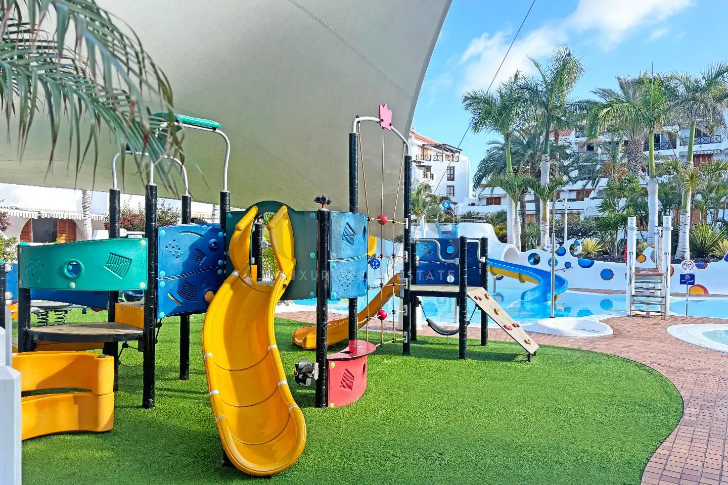 Swimming pool of Houses for sale in Arona  with Terrace, Furnished and Community pool