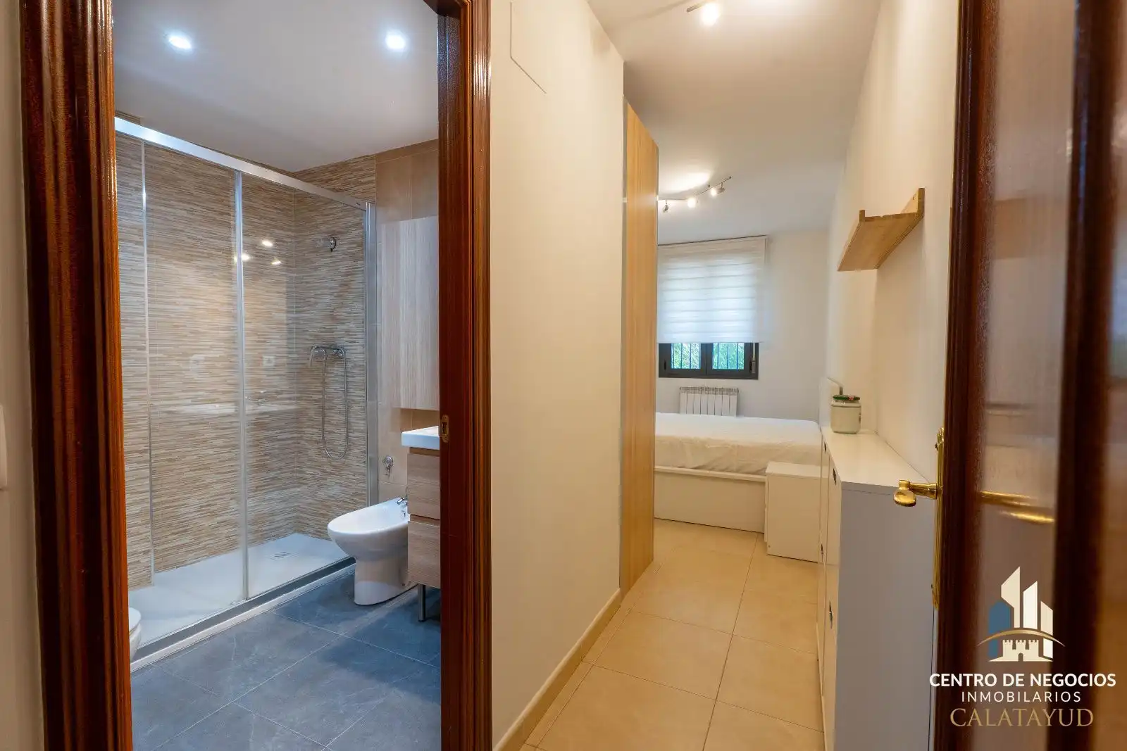 Badezimmer von Wohnung zum Verkauf in Calatayud mit Heizung, Parkett und Terrasse