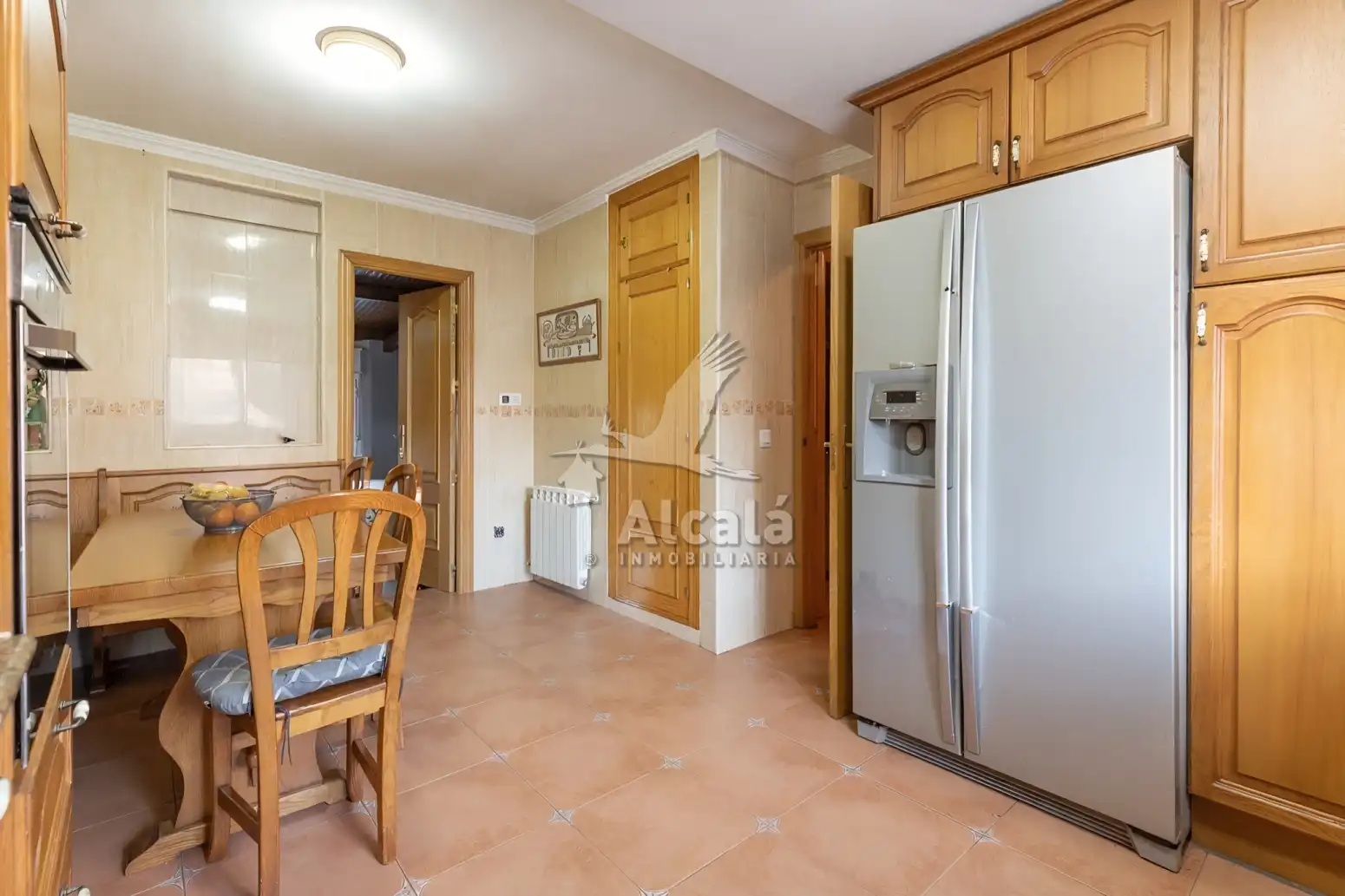 Cocina de Casa adosada en venta en Azuqueca de Henares con Aire acondicionado, Calefacción y Piscina
