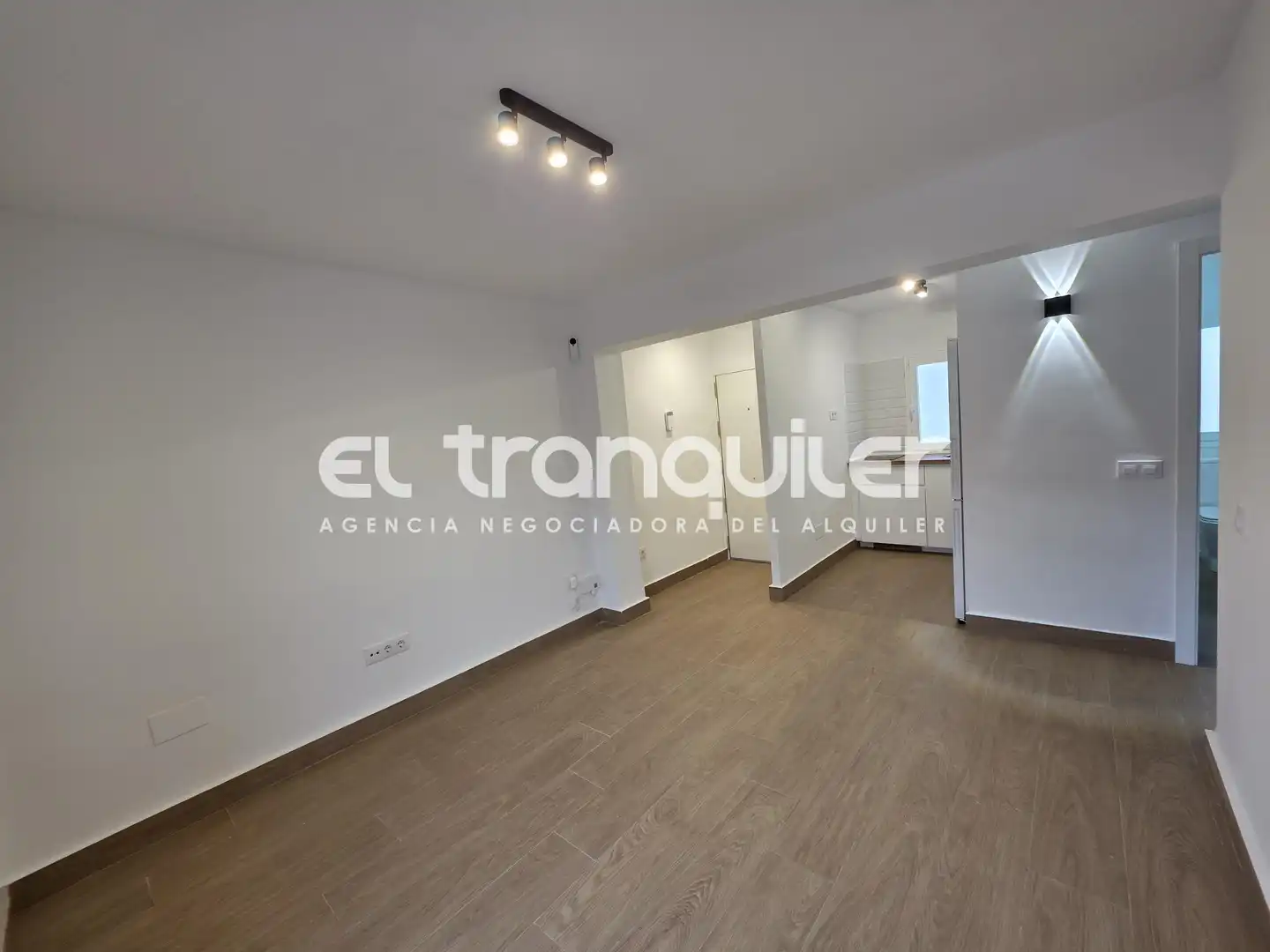 Piso en venta en Madrid con Terraza y Lavadora