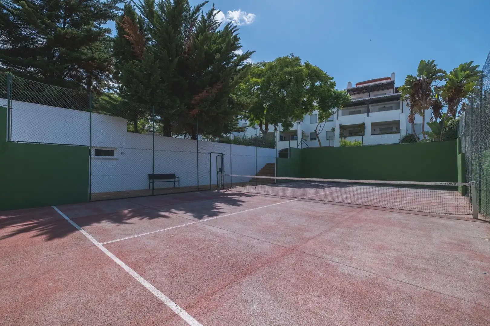 Vista exterior de Apartamento en venta en Rota con Terraza y Piscina comunitaria