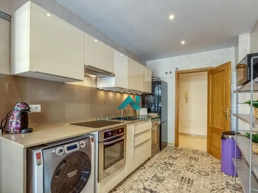 Kitchen of Flat for rent in Estepona  with Air Conditioner, Heating and Terrace