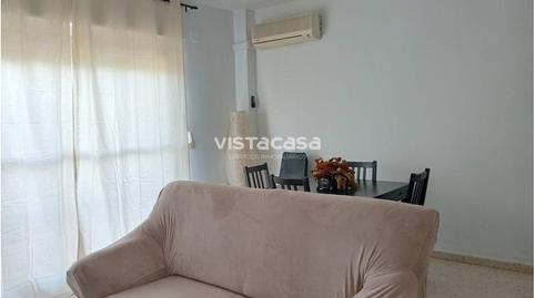 Foto 4 de Pis de lloguer a Parque Alcosa, Sevilla