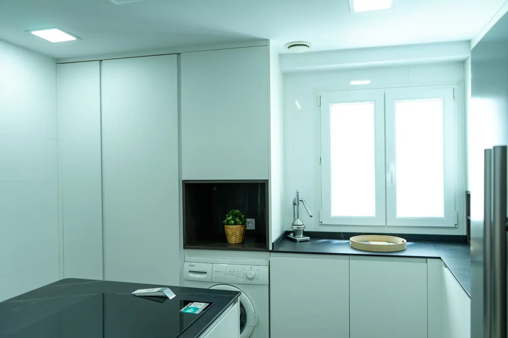 Kitchen of Flat for share in Zaragoza  with Air Conditioner, Heating and Private garden
