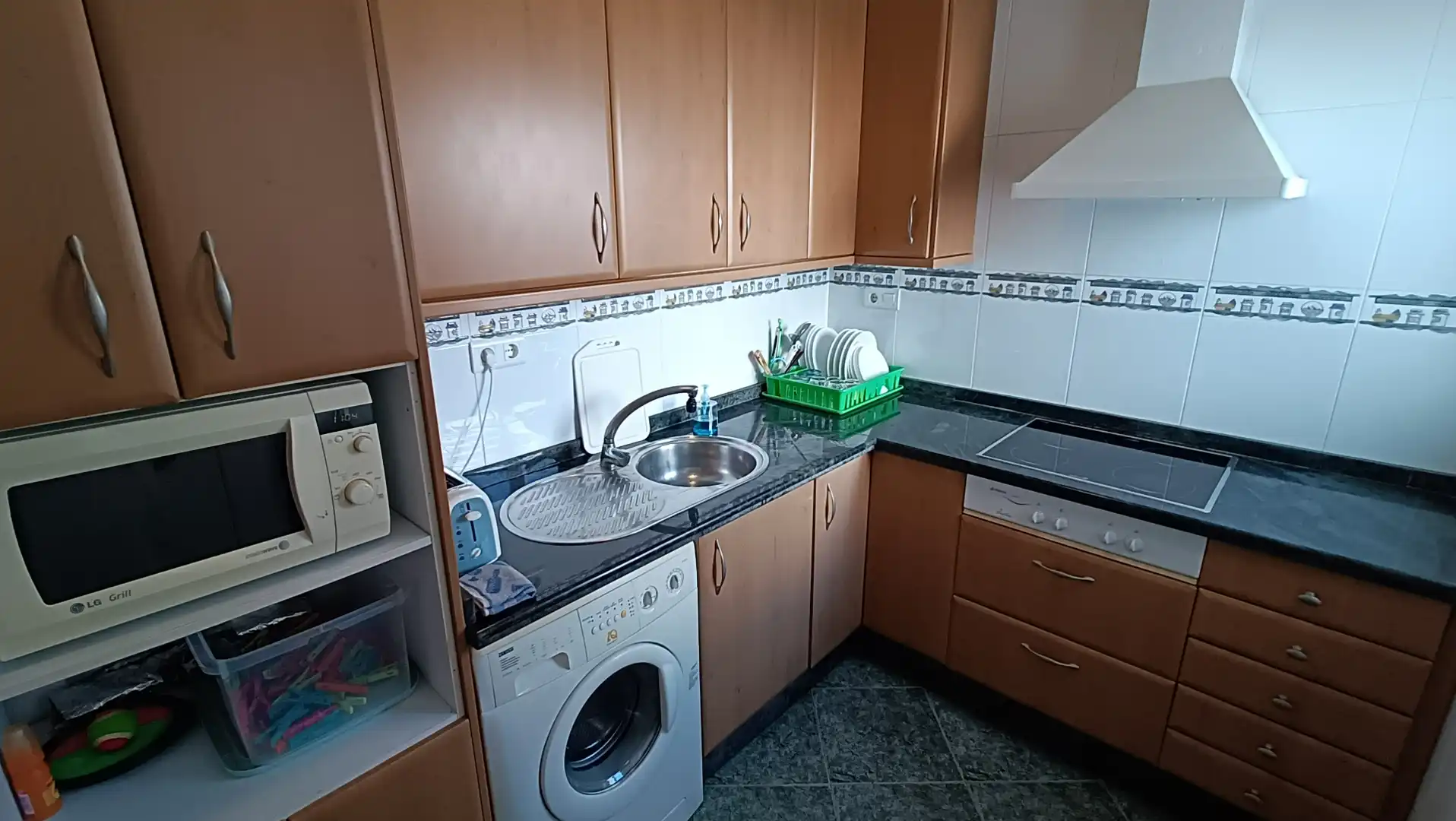 Kitchen of Flat for sale in Isla Cristina  with Air Conditioner, Furnished and Oven