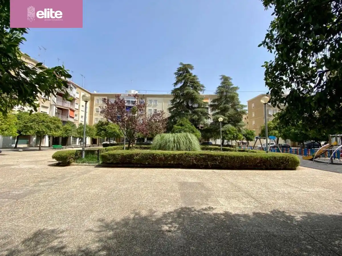 Exterior view of Flat for rent in Jerez de la Frontera  with Heating and Storage room