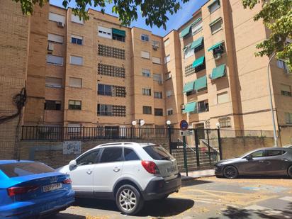 Exterior view of Flat to rent in  Granada Capital  with Air Conditioner, Heating and Parquet flooring