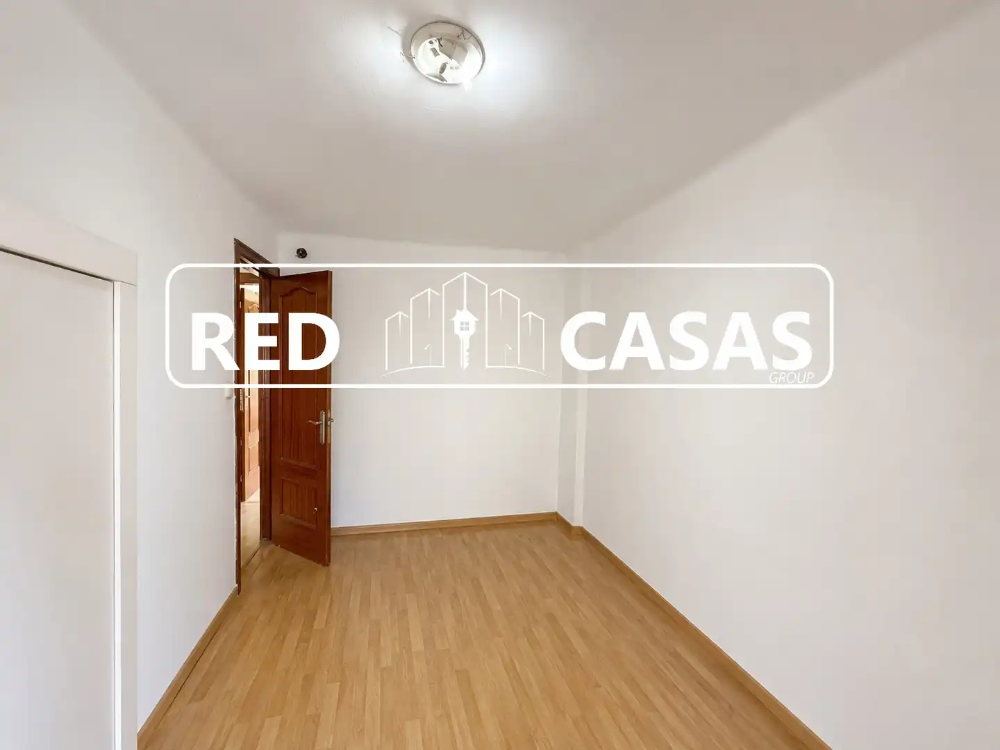 Piso en venta en L'Hospitalet de Llobregat con Balcón
