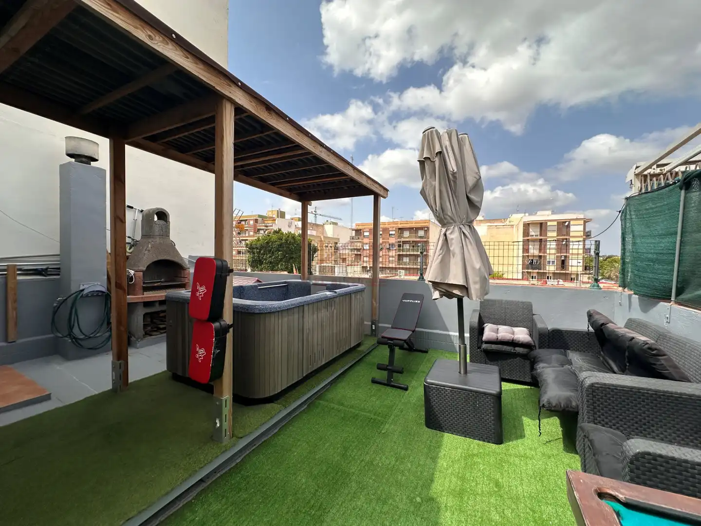 Terrasse von Maisonette zum Verkauf in Elche / Elx mit Klimaanlage, Terrasse und Abstellraum